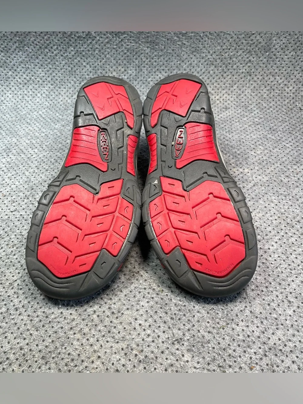 Keen Newport H2 Hybrid Sandals Size 7 Men’s
